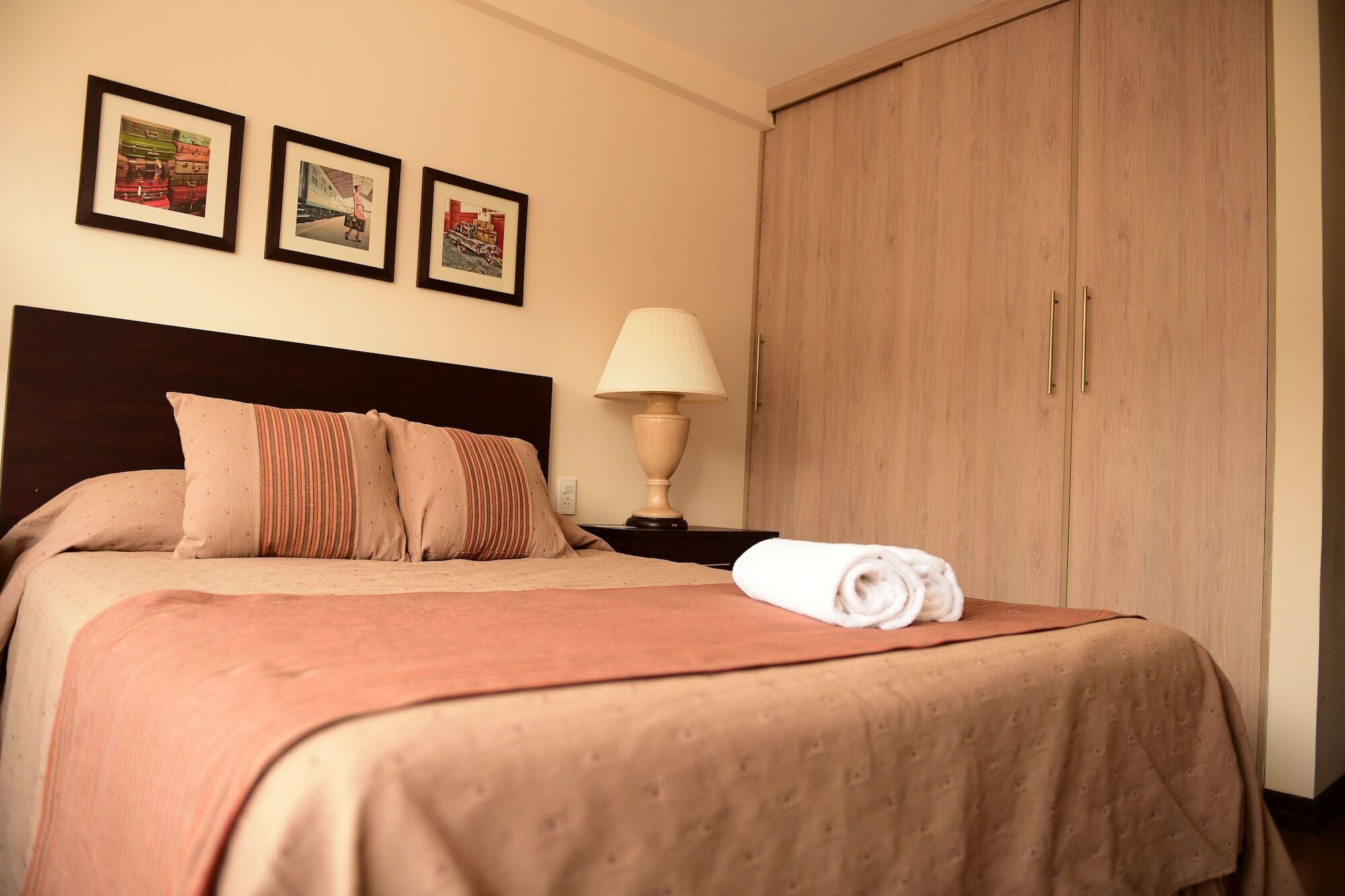 Hotel Midtown La Paz Esterno foto
